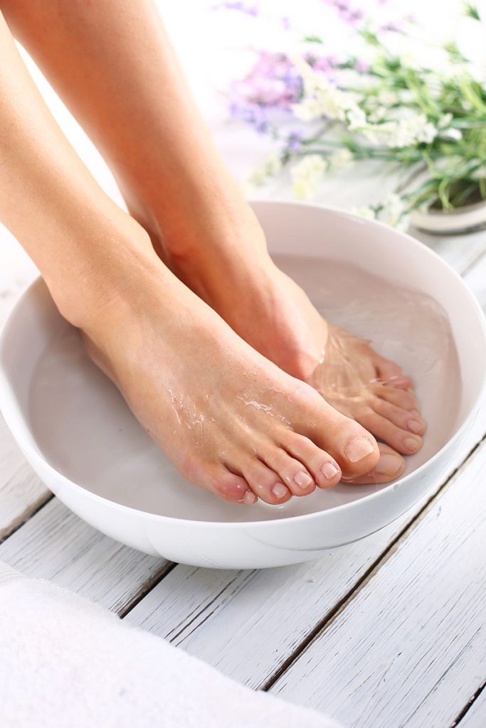 Gommage pour adoucir vos pieds !